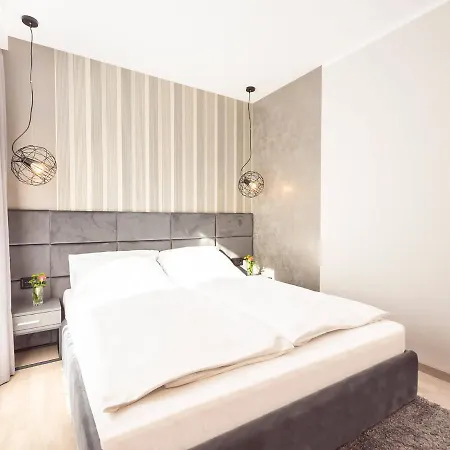 Apartment Vacationclub - Rezydencja Park Orla Apartament 11 *